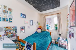 Bedroom- click for photo gallery